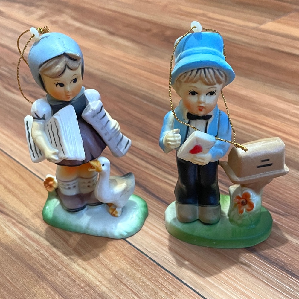 Vintage 60s MCM Kurt Adler
Hummelish Christmas Ornament Figurine